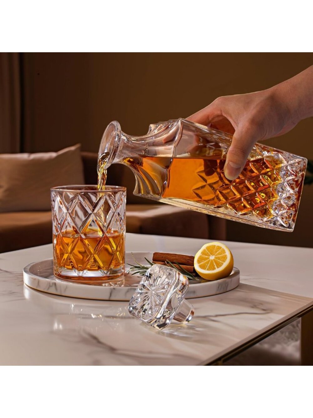 Elegant Crystal Whiskey Decanter Set with 4 Glasses - Perfect Gift for Men, Dad - Picture 2 of 7